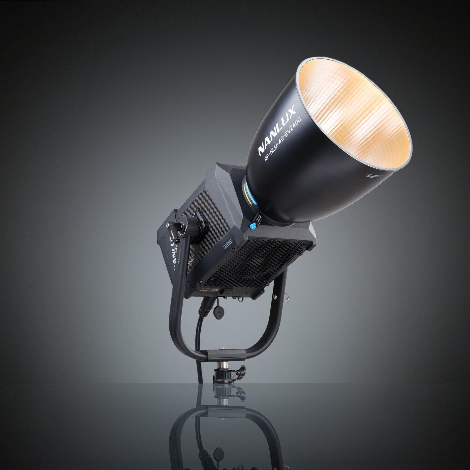 Nanlux Evoke 2400B